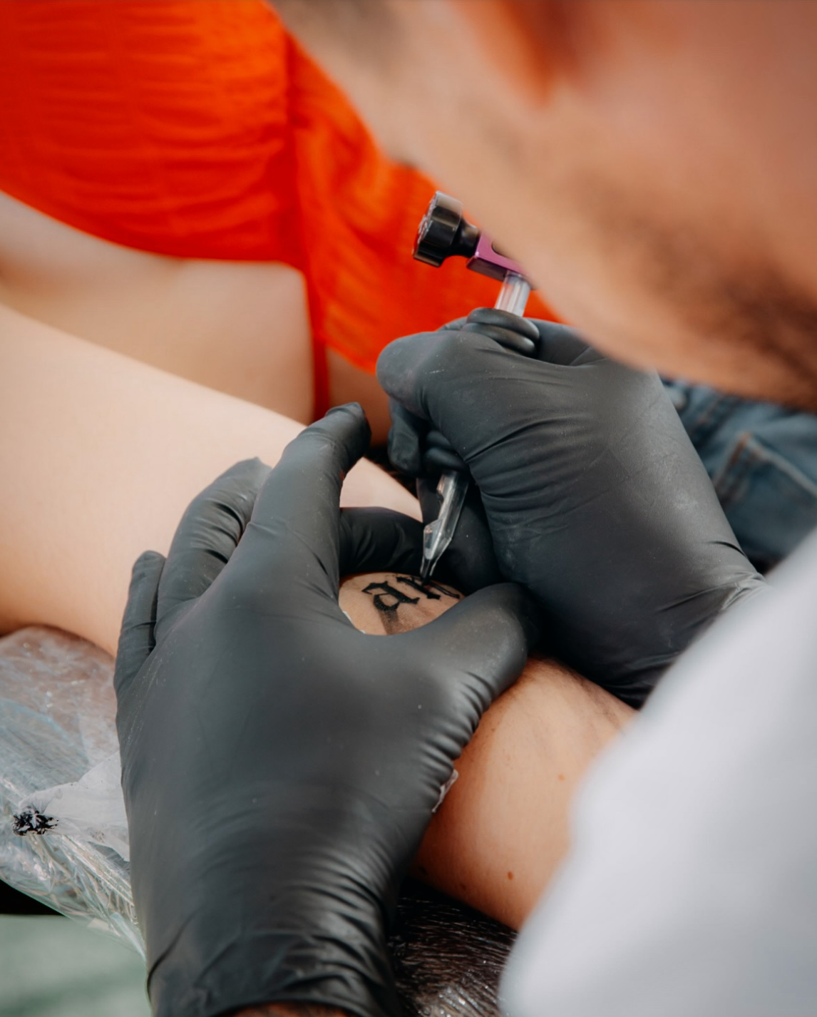 Tatoueur privé à Bandol – salon Le Point KS