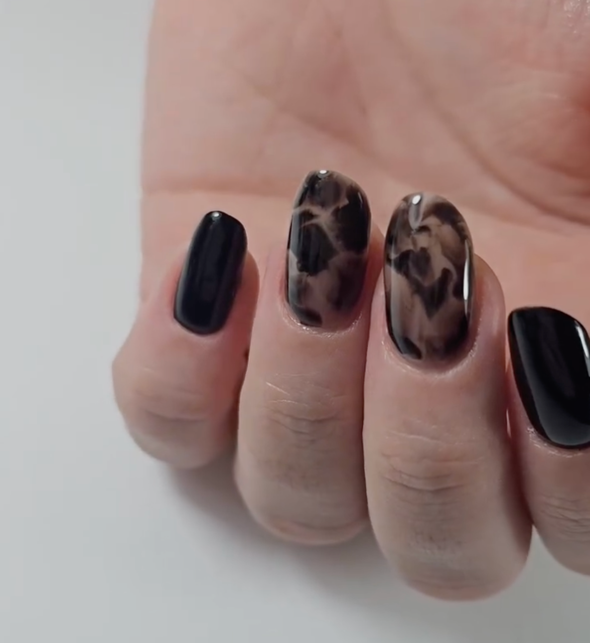 Manucure russe, semi permanent, gel. Ongle