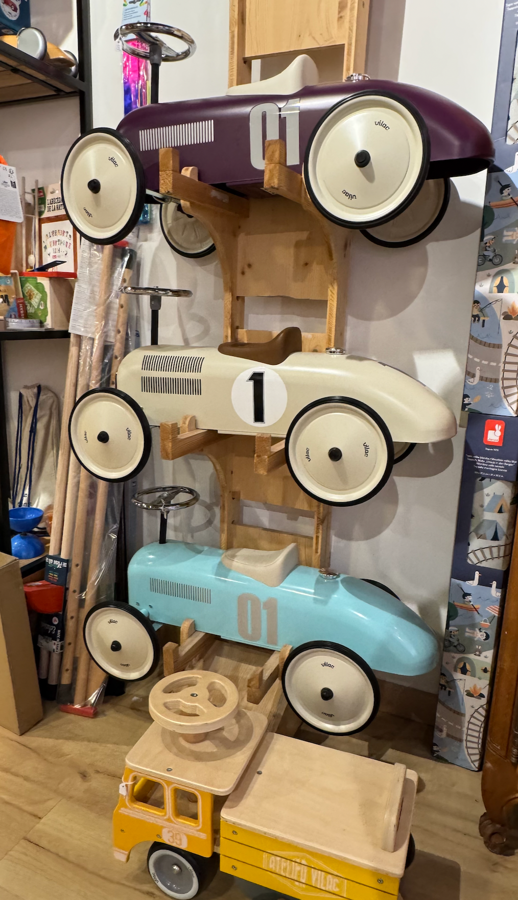 Boutique de jeux et jouets en bois Sanary