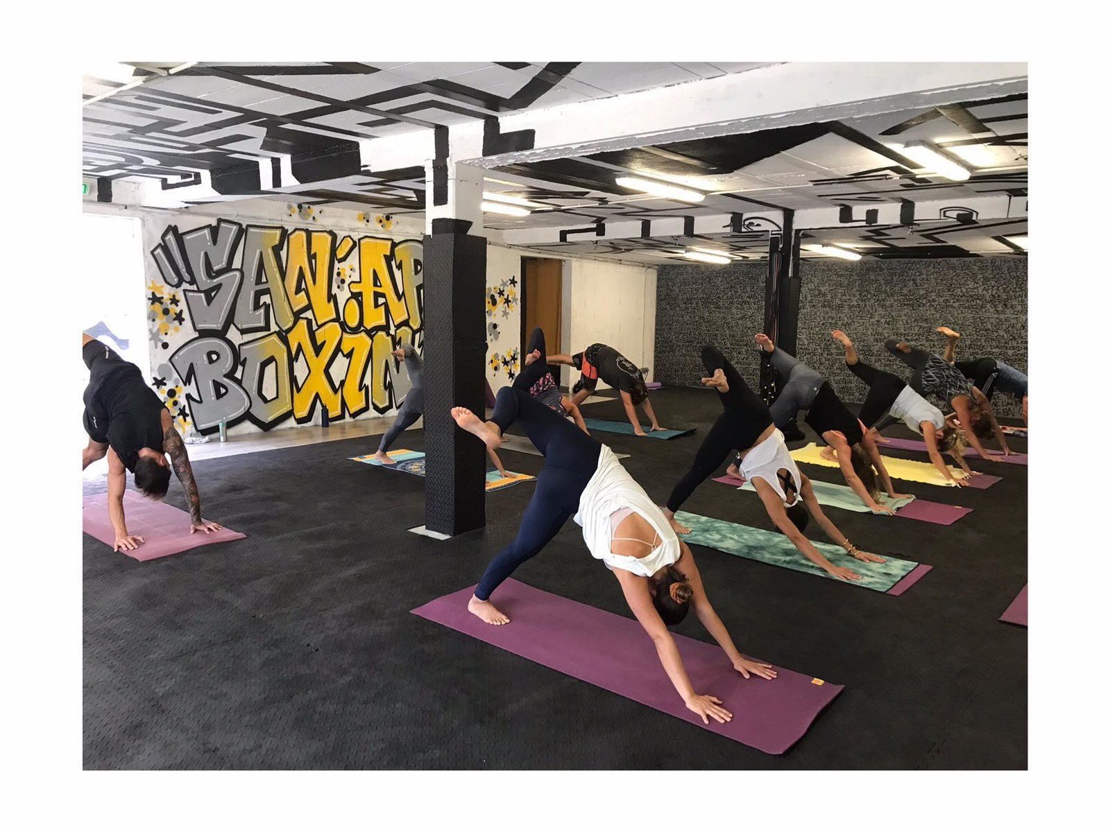 COURS DE YOGALATE