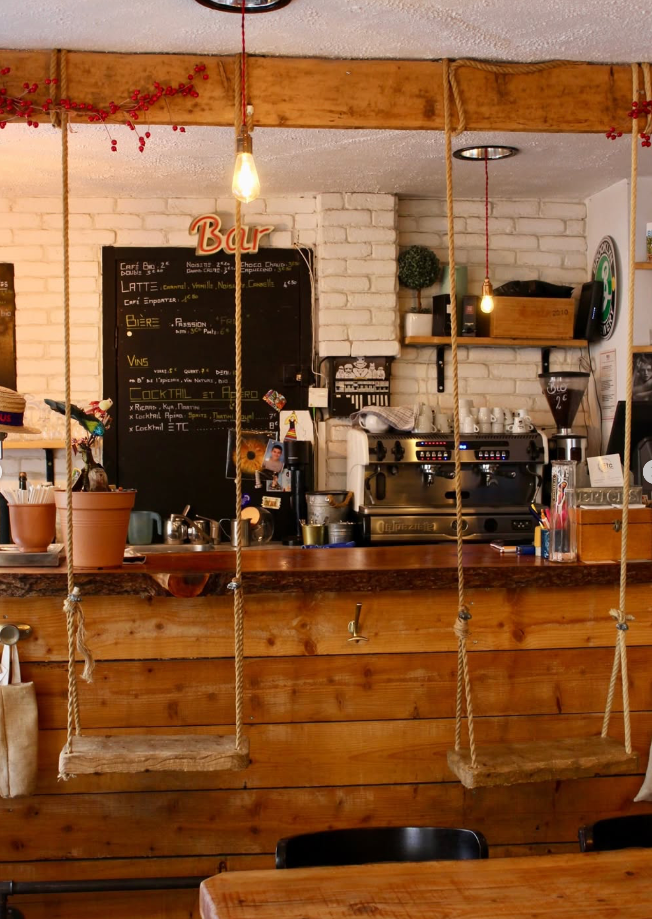 Bar coffee shop ETC