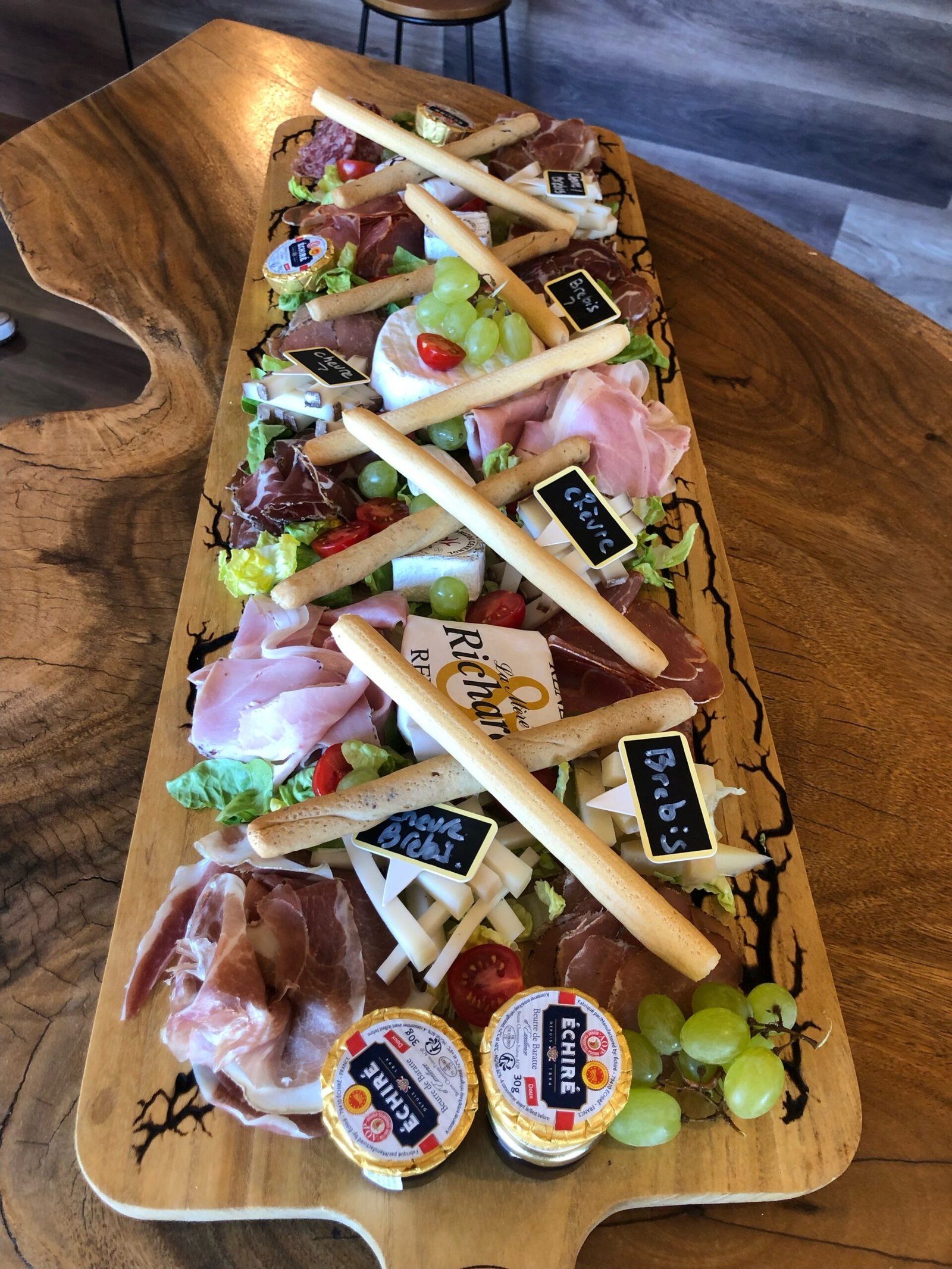 caviste sanary bar a vin planche