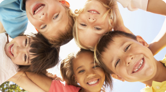 Activités pour petits et grands. Sports et parcs de loisirs en famille